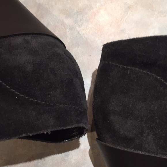 Cole Haan suede wedge ankle boots (sz 6 1/2) - Picture 11 of 11